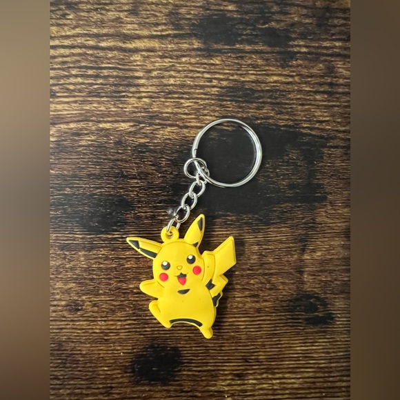 Pokémon Pikachu Key Chain - Picture 3 of 3